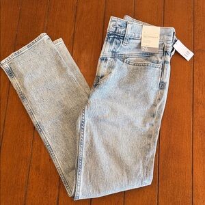 GAP Women High Rise Straight Leg Jeans - Light Blue Wash